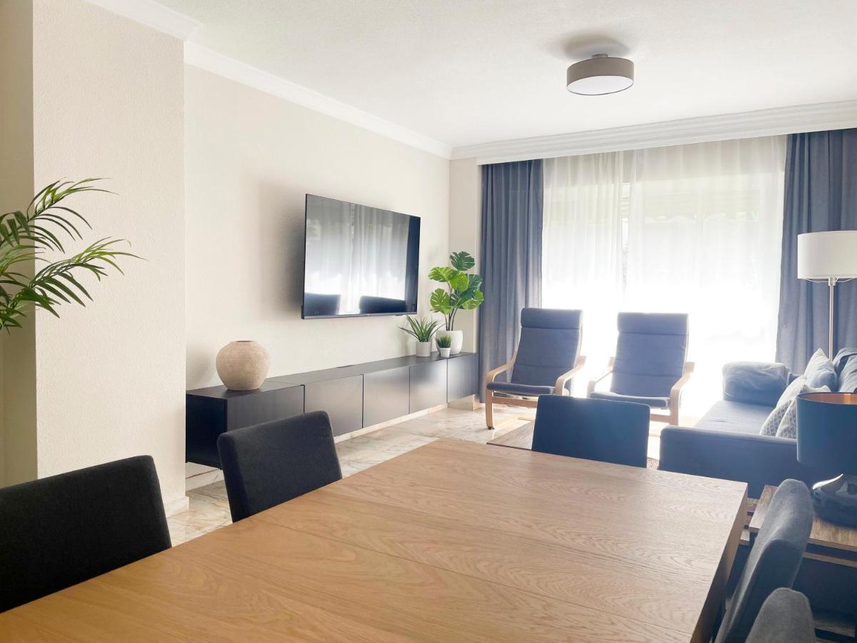 Holidays2Malaga Tomas De Echeverria 150 Mts To Beach & High Speed Wifi & Parking Apartman Kültér fotó