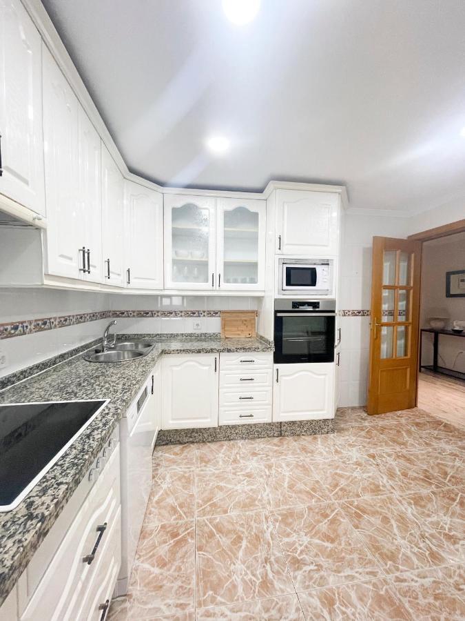 Holidays2Malaga Tomas De Echeverria 150 Mts To Beach & High Speed Wifi & Parking Apartman Kültér fotó